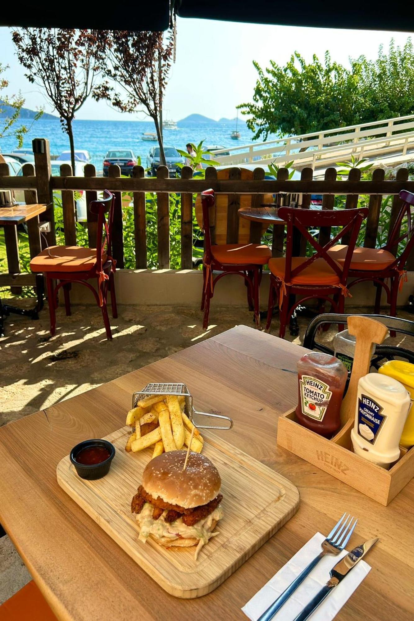 Pier House Hotel 卡尔坎 外观 照片